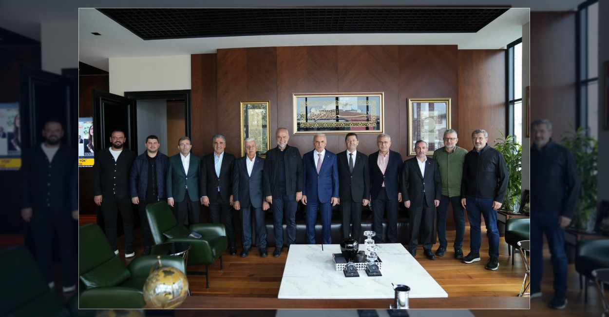 Sultanbeyli Belediye Başkanı Ali Tombaş, önceki dönem Çekmeköy Belediye Başkanı
