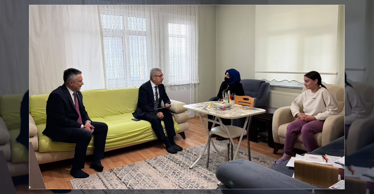 Üsküdar Kaymakamı Adem Yazıcı, Ailemiz İstanbul projesi kapsamında ilçe sakinlerinin