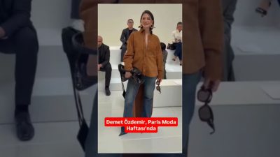 Oyuncu Demet Özdemir, Paris Moda Haftası kapsamında gerçekleştirilen moda defilesinde