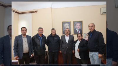Adalar'daki mahalle muhtarları, Belediye Başkan Vekili Kemal Türkyılmaz'ı makamında ziyaret