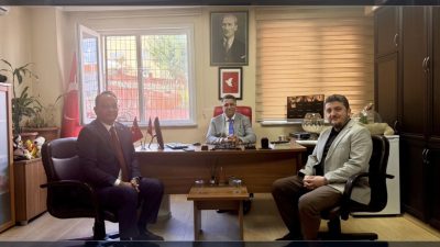 Şişli Kaymakamı Cevdet Ertürkmen, Kuştepe Mahallesi'nde hane ziyaretleri yaparak incelemelerde