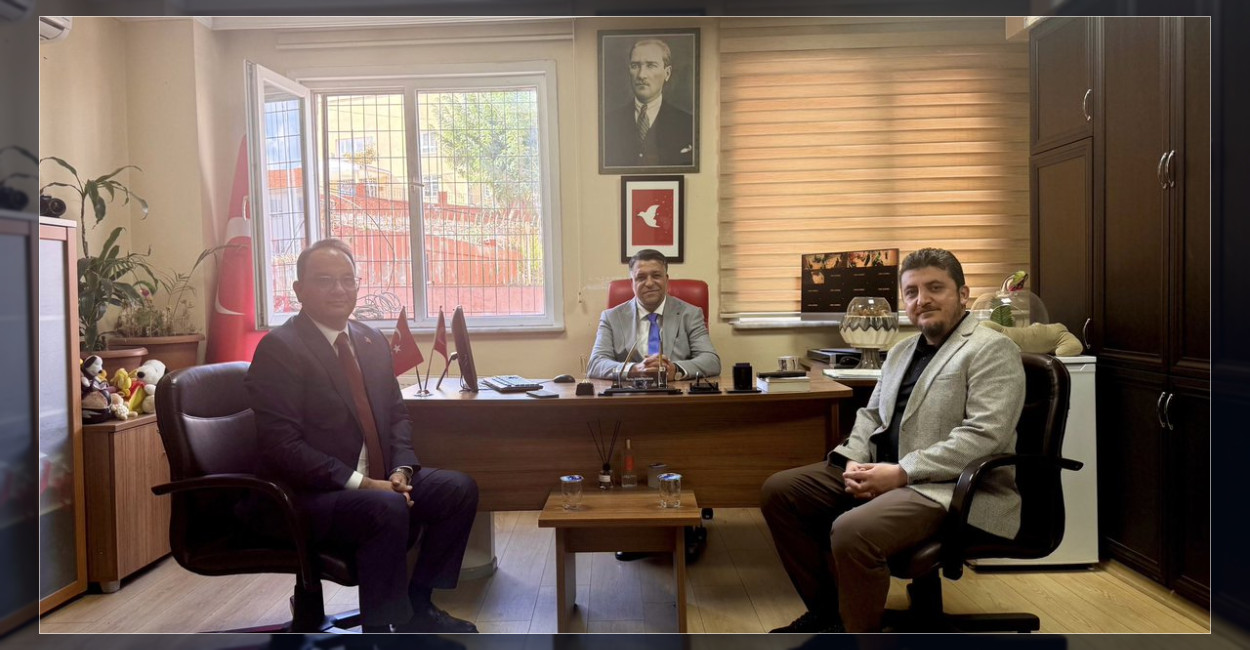 Şişli Kaymakamı Cevdet Ertürkmen, Kuştepe Mahallesi'nde hane ziyaretleri yaparak incelemelerde