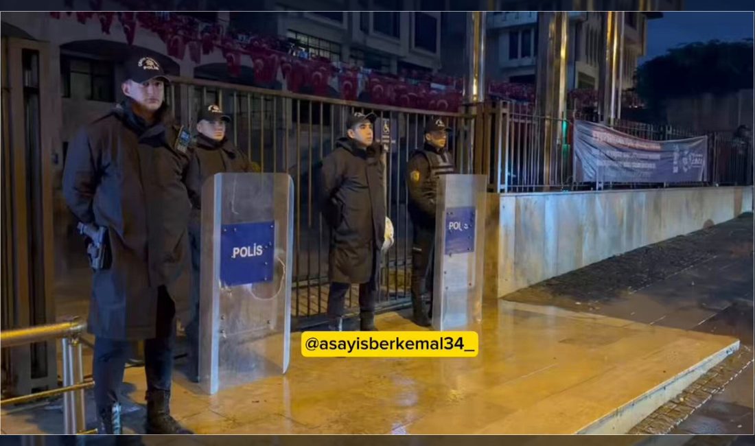 Eyüpsultan Belediyesi'ne düzenlenen rüşvet ve ihale soruşturması operasyonunda aralarında Belediye