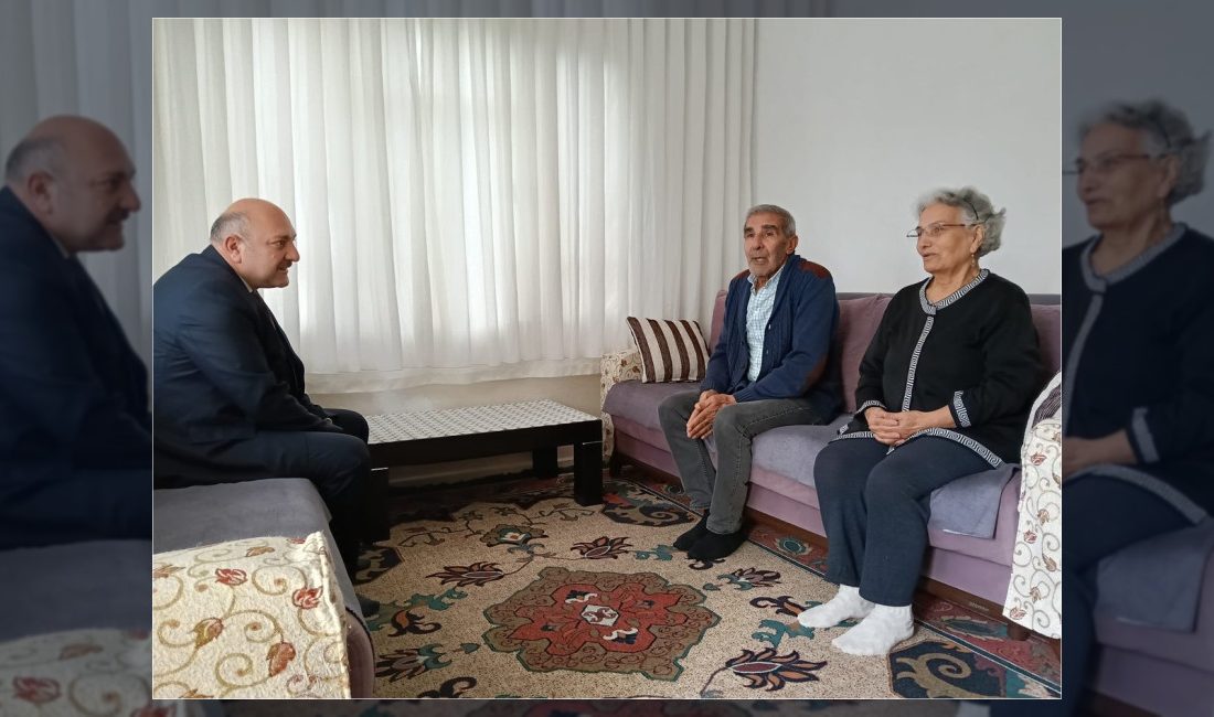 Kartal Kaymakamı Edip Çakıcı, Dünya Yaşlılar Günü kapsamında Karlıktepe Mahallesi'ndeki