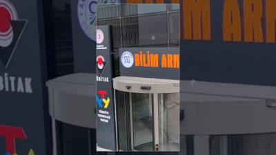 Arnavutköy Belediyesi, Disleksi Haftası kapsamında Bilim Arnavutköy'de çocukların teknolojiyle öğrenmesini