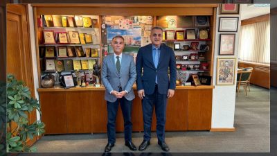 Küçükçekmece Kaymakamı Mustafa Anteplioğlu, Cem Ofset Yönetim Kurulu Başkanı Alican