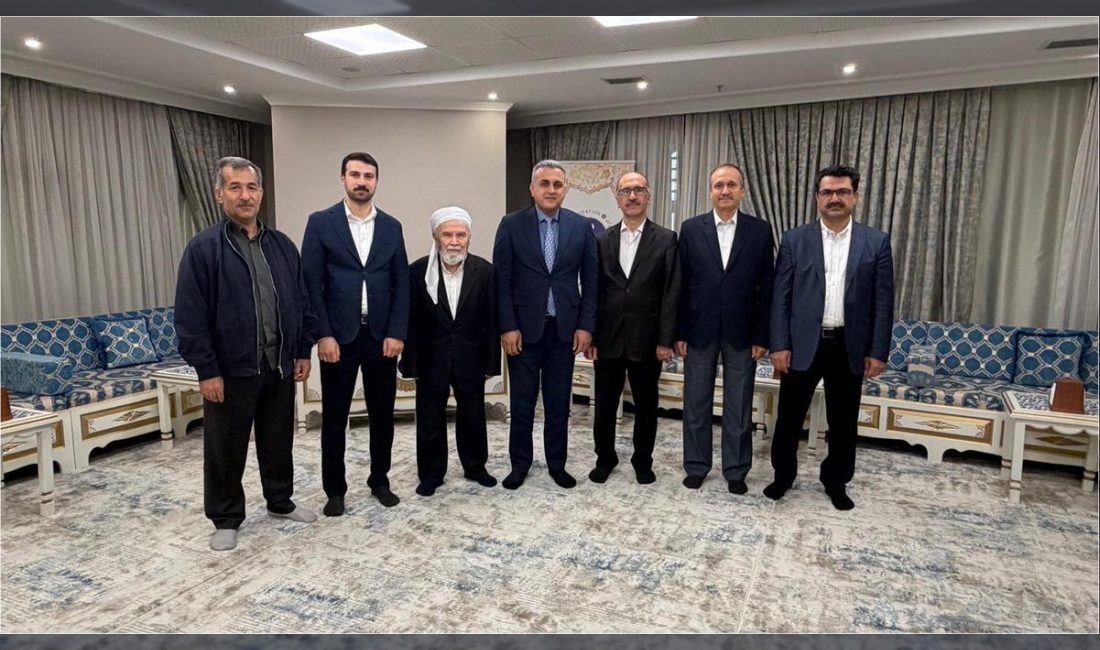Küçükçekmece Kaymakamı Mustafa Anteplioğlu, Hayrat Vakfı Genel Başkan Yardımcısı Ahmet