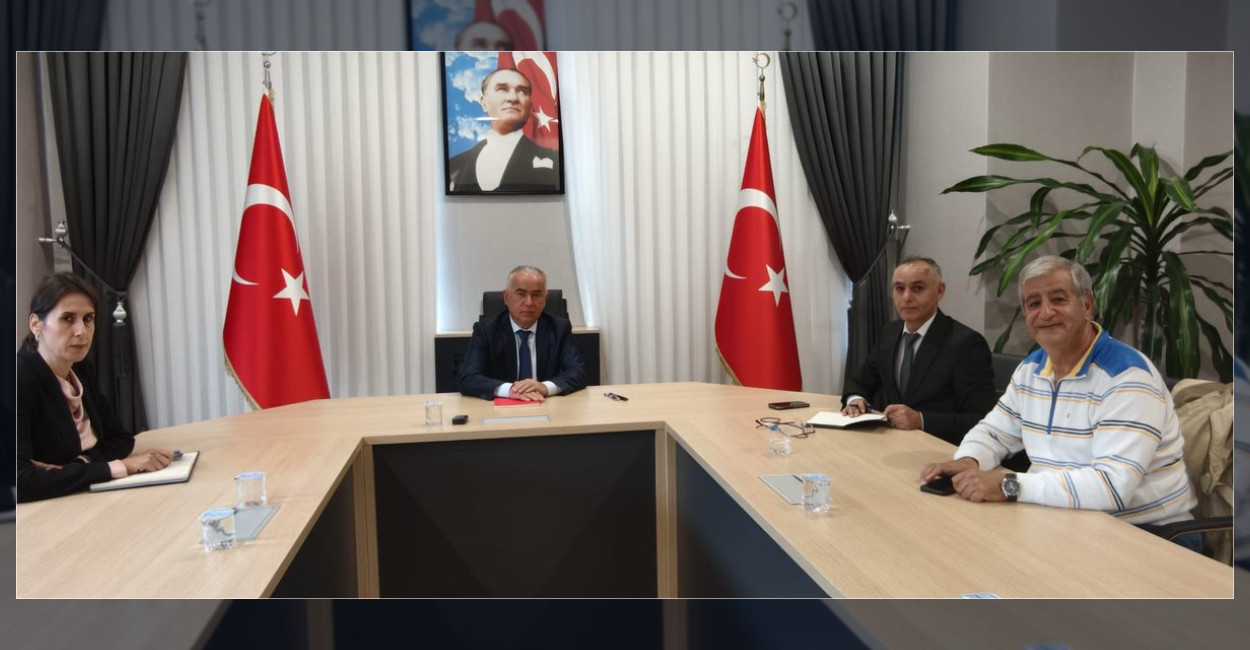 Şile Kaymakamı Mustafa Çit, Vatandaş Buluşması programında ilçe sakinleriyle bir
