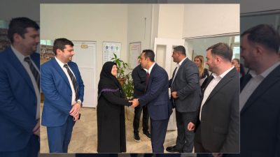 Çekmeköy Belediyesi, Dünya Yaşlılar Günü kapsamında huzurevi sakinlerini ziyaret ederek
