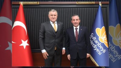 Gençlik ve Spor Bakanı Osman Aşkın Bak, Sultanbeyli Belediyesini ziyaret