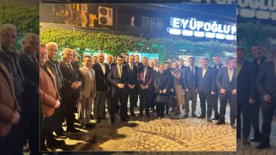 Silivri mahalle muhtarlarının ev sahipliğinde düzenlenen yemek programında ilçe protokolü
