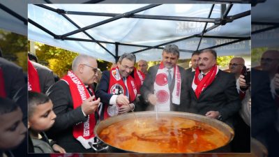 Pendik Belediyesi tarafından düzenlenen 2. Pendik Memleket Günleri'nin ilk gününde
