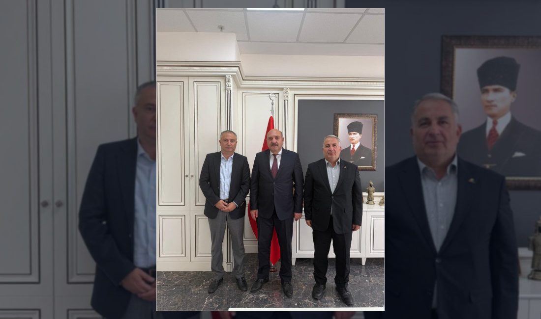 Final Eğitim Kurumları yöneticileri Mustafa Çolak ve İlker Ersal, Kartal