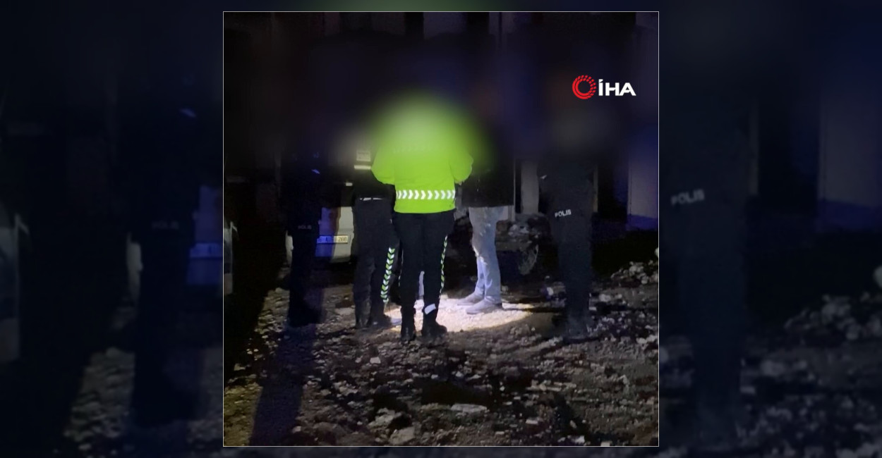 Bursa'da polis ihtarına uymayarak kaçan alkollü sürücü, kovalamaca sonucu yakalandı.