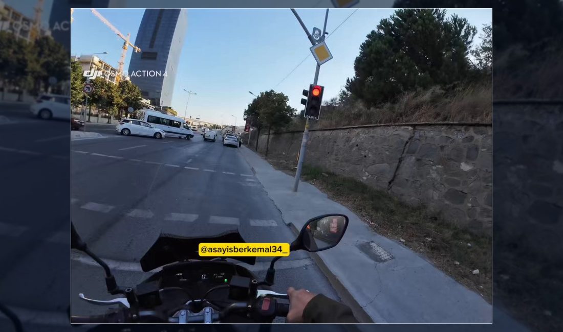 İstanbul Bağcılar'da kırmızı ışık ihlali yüzünden tartışan kamyonet sürücüsü, motosikletliye