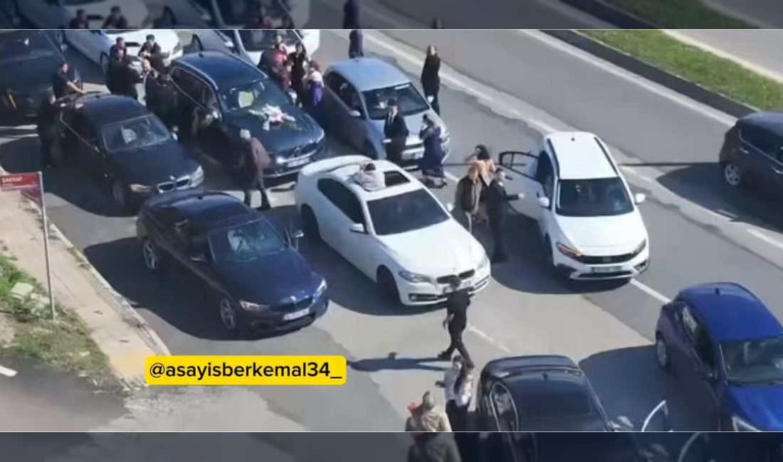 İstanbul Tuzla'da düğün konvoyu oluşturan bir grup, trafiği durdurarak yol