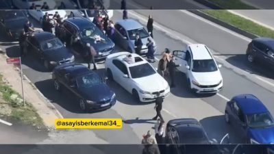 İstanbul Tuzla'da düğün konvoyu oluşturan bir grup, trafiği durdurarak yol