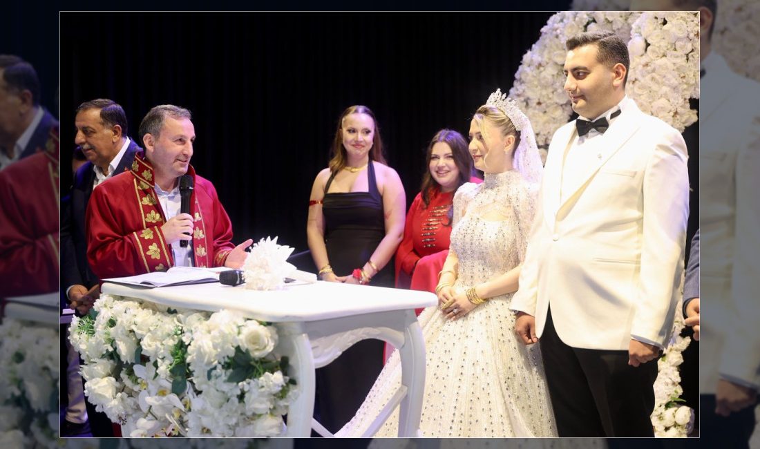 Sultanbeyli Belediye Başkanı Ali Tombaş, Abdullah Ahıskalı ve Beyza Keleş