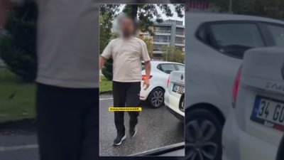 İstanbul Sancaktepe'de trafikte yaşanan tartışmada sürücünün önünü kesen bir kişi