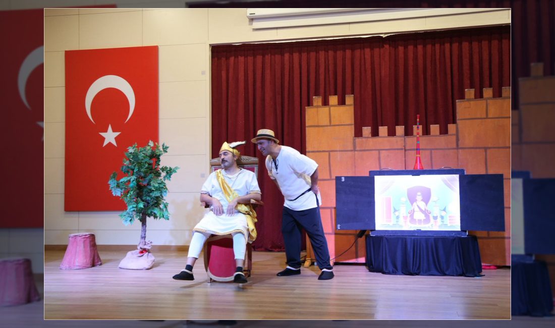Büyükçekmece Belediyesi, Midas ve Eşek Kulakları oyununu çocuklarla buluşturdu. Atatürk