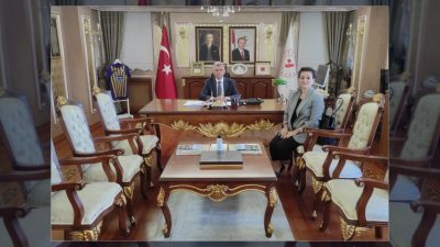 Garanti Bankası Eyüpsultan Şubesi'nin yeni müdürü Saniye Atalay, Eyüpsultan Kaymakamı
