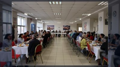Sultanbeyli İlçe Millî Eğitim Müdürlüğü personeli, Kaymakam Kemal Şahin'in katılımıyla