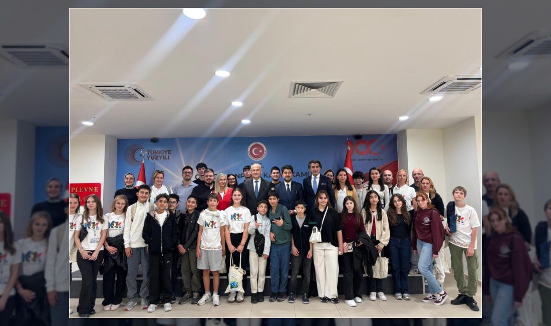Gaziosmanpaşa Kaymakamı İskender Yönden, Erasmus+ projesi için Türkiye'de bulunan İtalya