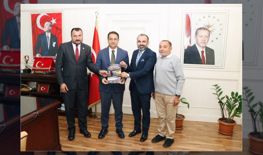 Eyüp Sultan Mahalle Muhtarı Mustafa Babacan, Sancaktepe Kaymakamı Naif Yavuz'u