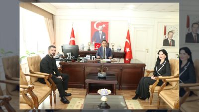 Özel Çözüm Akademi Anadolu Lisesi yöneticileri, Sancaktepe Kaymakamı Naif Yavuz'u