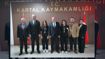İstanbul Yıldızlar Boks Şampiyonası'nda derece elde eden Kartal Türk Kızılayı
