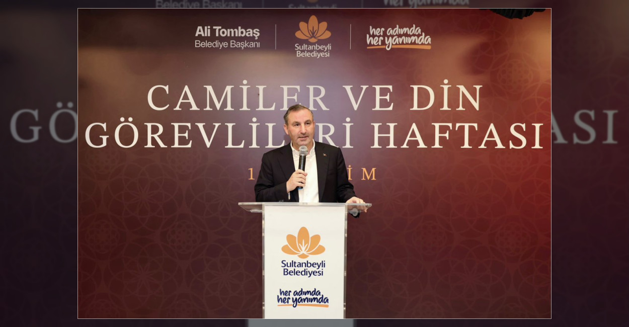 Sultanbeyli'de Camiler ve Din Görevlileri Haftası dolayısıyla bir program düzenlendi.