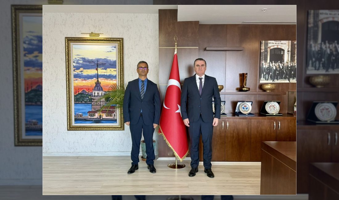 Tuzla Bölge Liman Başkanı Ahmet Porsuk, Pendik Kaymakamı Mehmet Yıldız'ı