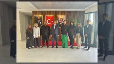 Silivri Kaymakamı Murat Eren, ilçe merkezinde bulunan Velalı Hala Huzurevi