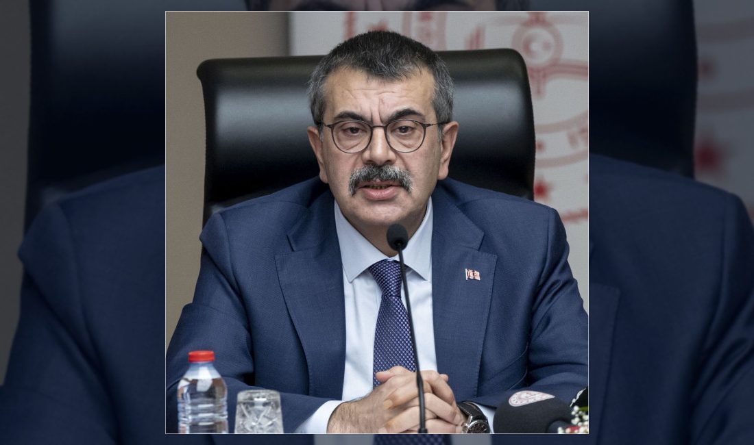 İstanbul Başakşehir'de bir okulda yaşanan bıçaklı saldırı sonucunda 1 öğrenci