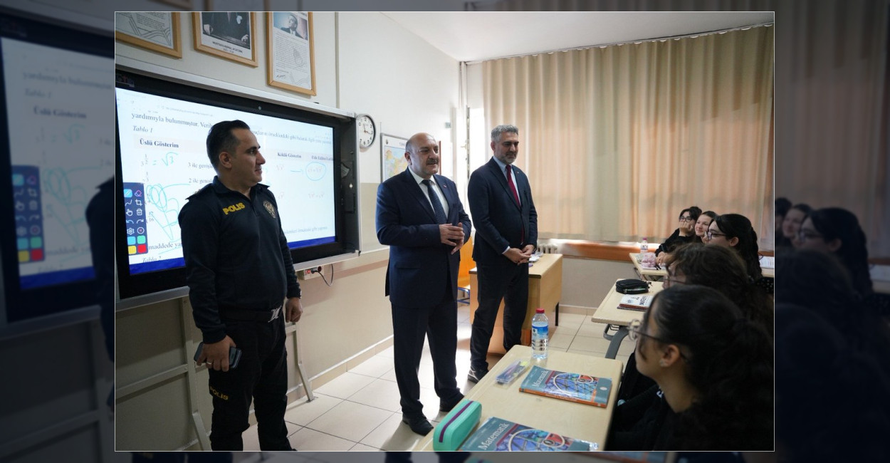 Kartal Kaymakamı Edip Çakıcı, Fatin Rüştü Zorlu Anadolu Lisesi'ni ziyaret