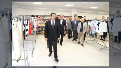 Sancaktepe Kaymakamı Naif Yavuz ve okul müdürleri, SYDV ile Türk