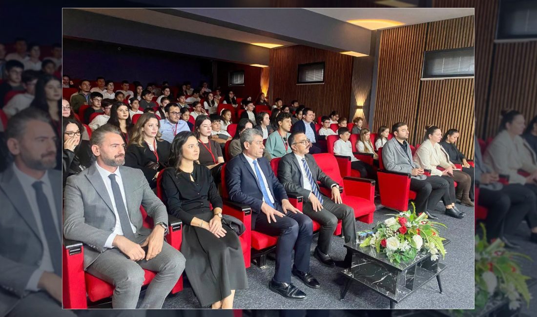 Ataşehir Kaymakamı Eren Arslan, İstanbul'un düşman işgalinden kurtuluşunun 103. yıl