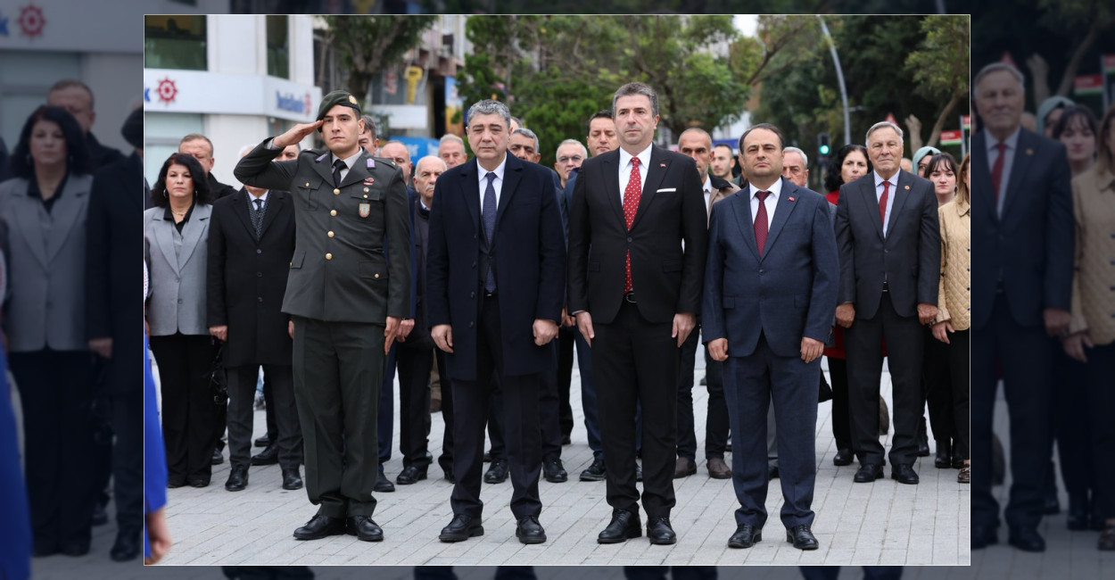 Çatalca’da 19 Ekim Muhtarlar Günü Çelenk Töreni