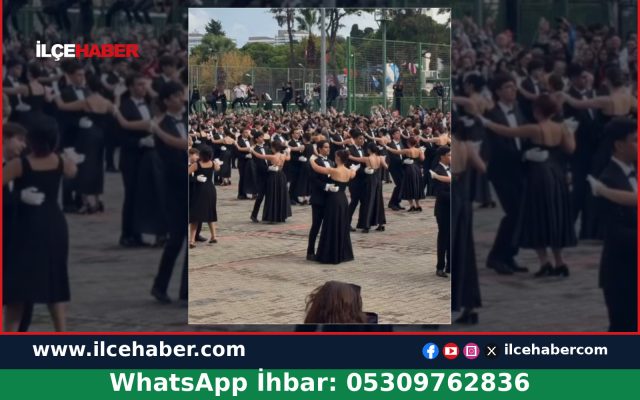 İzmir Atatürk Lisesi’nde Cumhuriyet Bayramı Vals Gösterisi