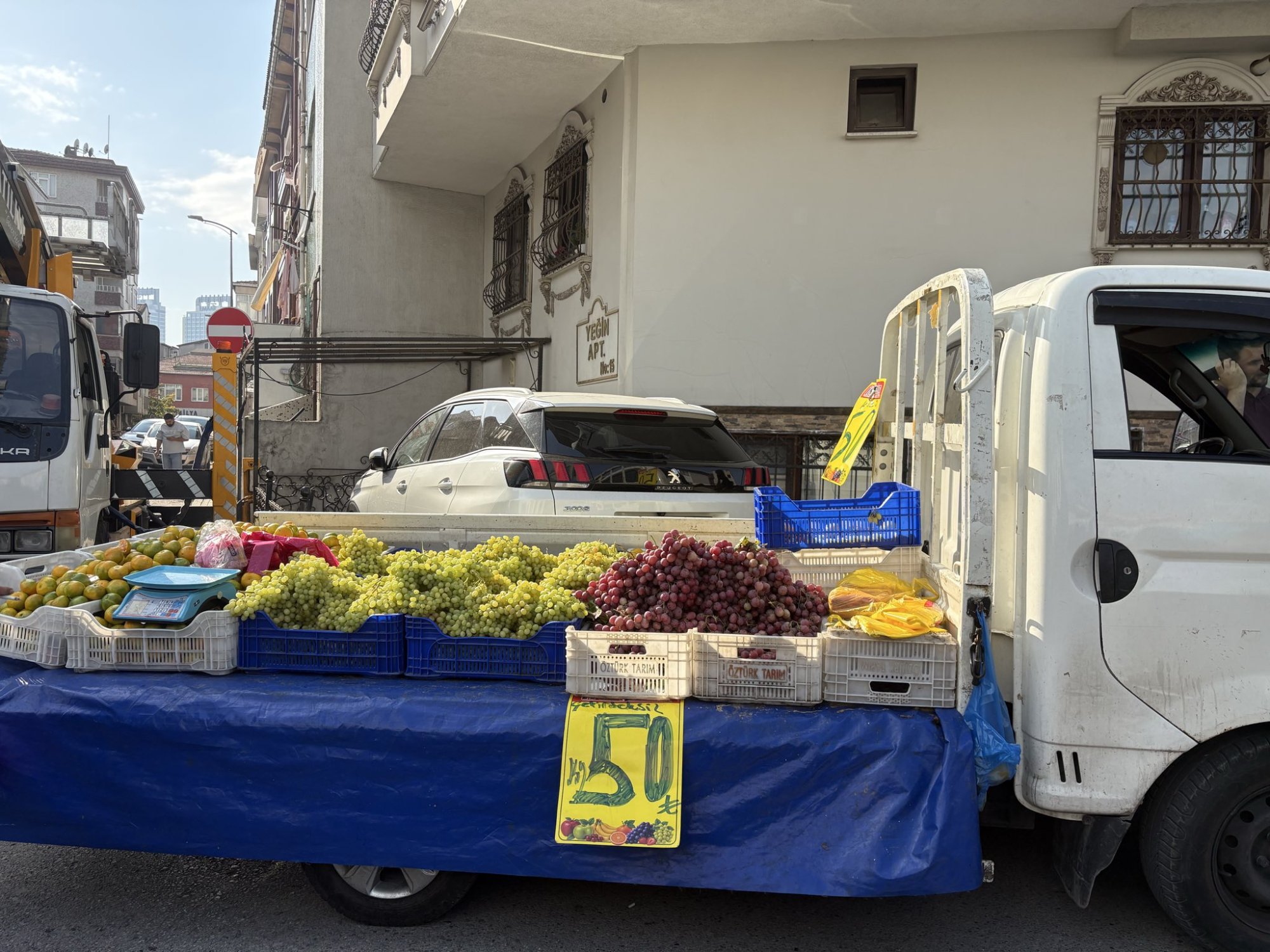 Üsküdar'da Okul Önlerinde Seyyar Satış Tepkisi