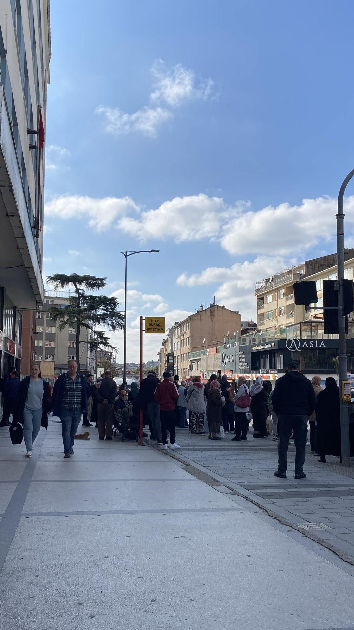 Üsküdar Sahilinde Hafta Sonu Otobüs Seferlerinde Aksama Yaşanıyor