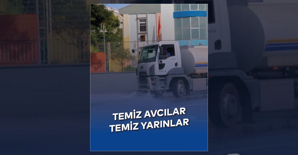 Avcılar’da Okul Bahçelerinde Temizlik Çalışması Başlatıldı