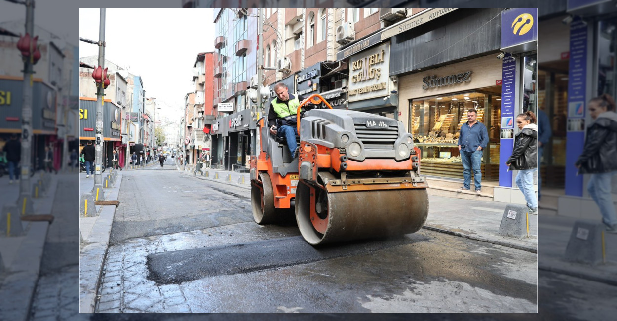 Bayrampaşa’da Demirkapı Caddesi Asfaltlandı
