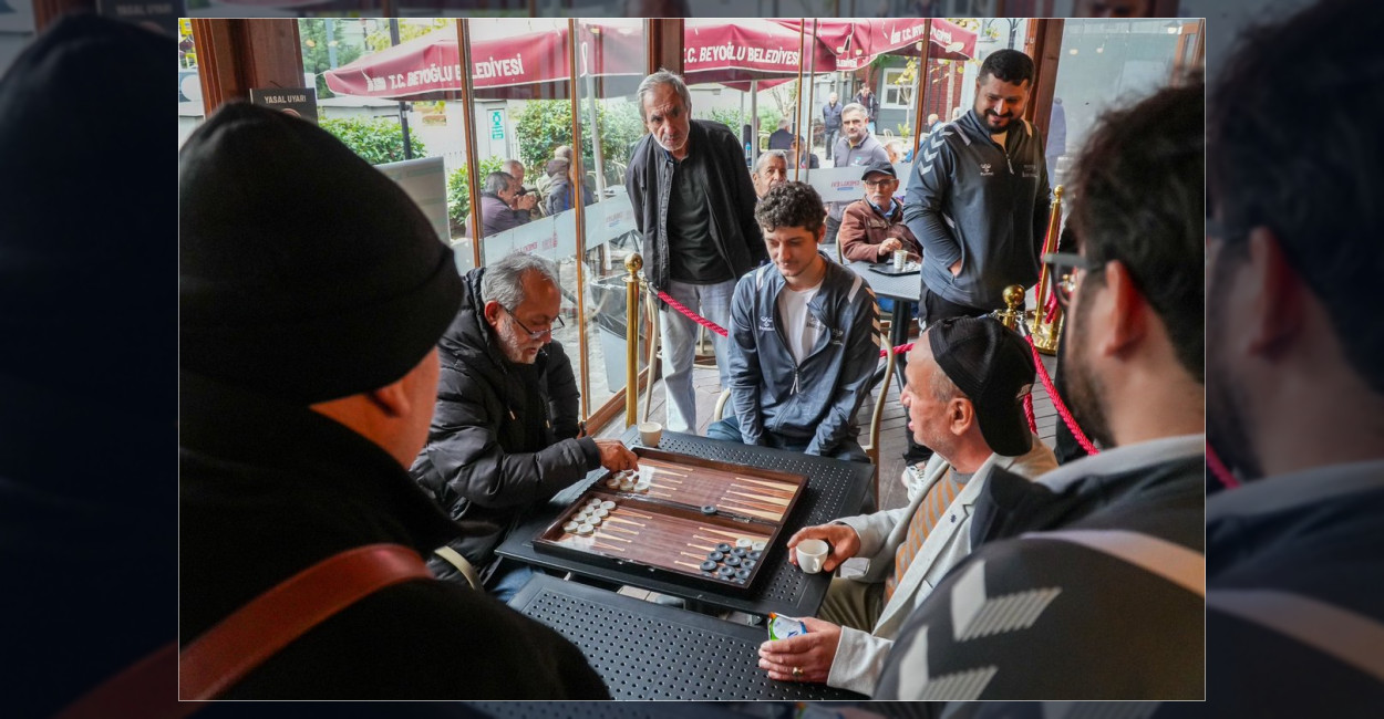 Beyoğlu’nda 14. Geleneksel Tavla Turnuvası