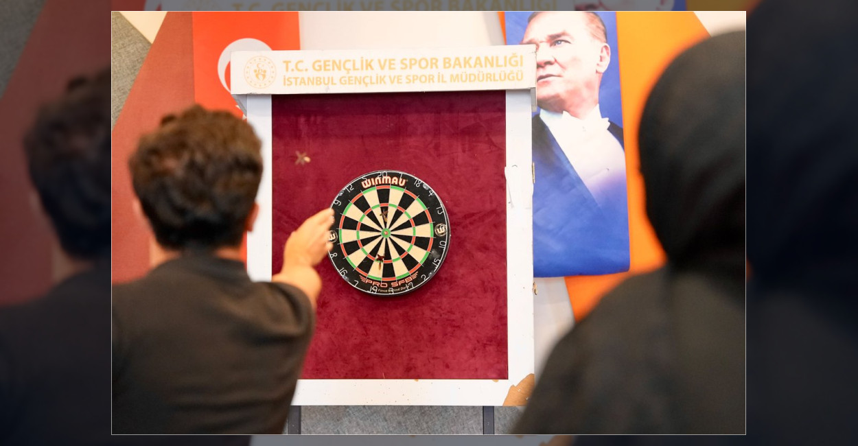 Beyoğlu’nda Dart Turnuvası Heyecanı Yaşandı