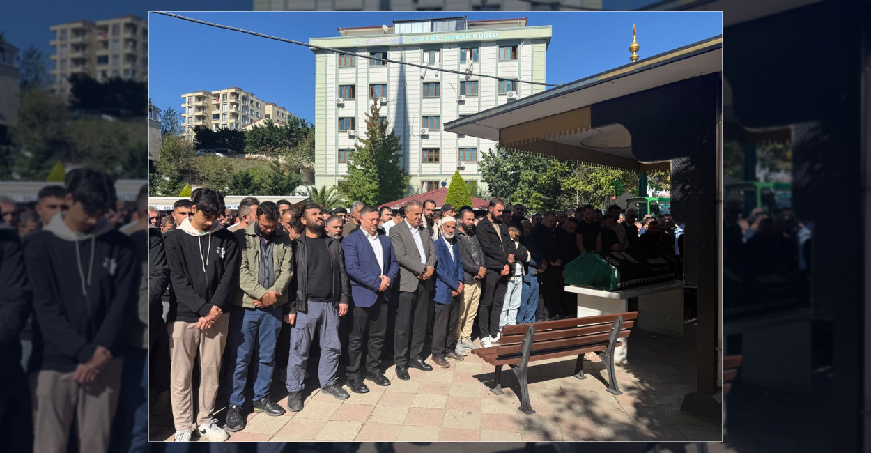 Feyzullah Torlak ve Salim Çetinkaya’dan Cenaze Katılımı