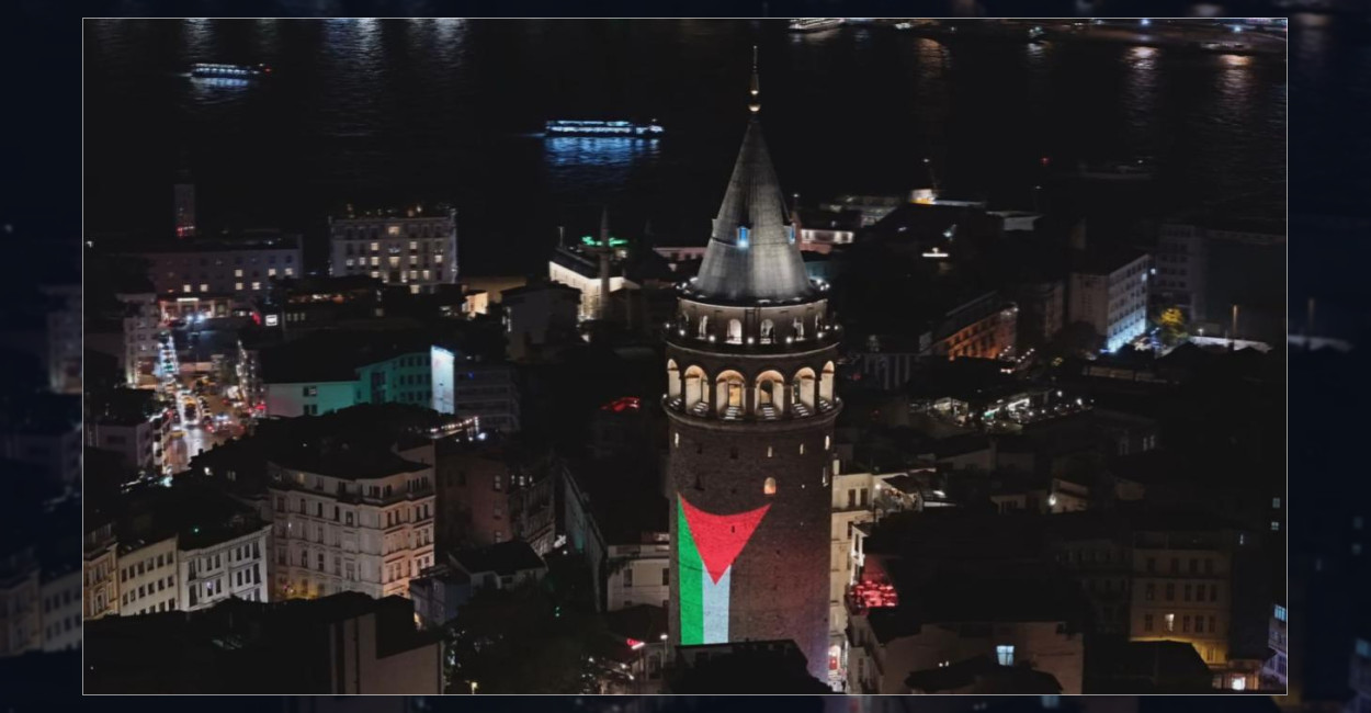 Galata Kulesi’ne Filistin Bayrağı Yansıtıldı