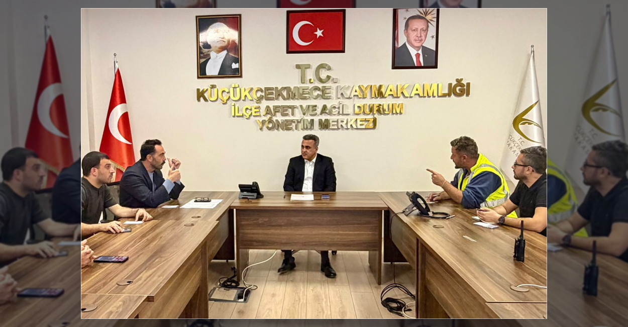 Küçükçekmece’de Yoğun Yağış Çalışmaları Koordinasyon Merkezi’nde Sürüyor