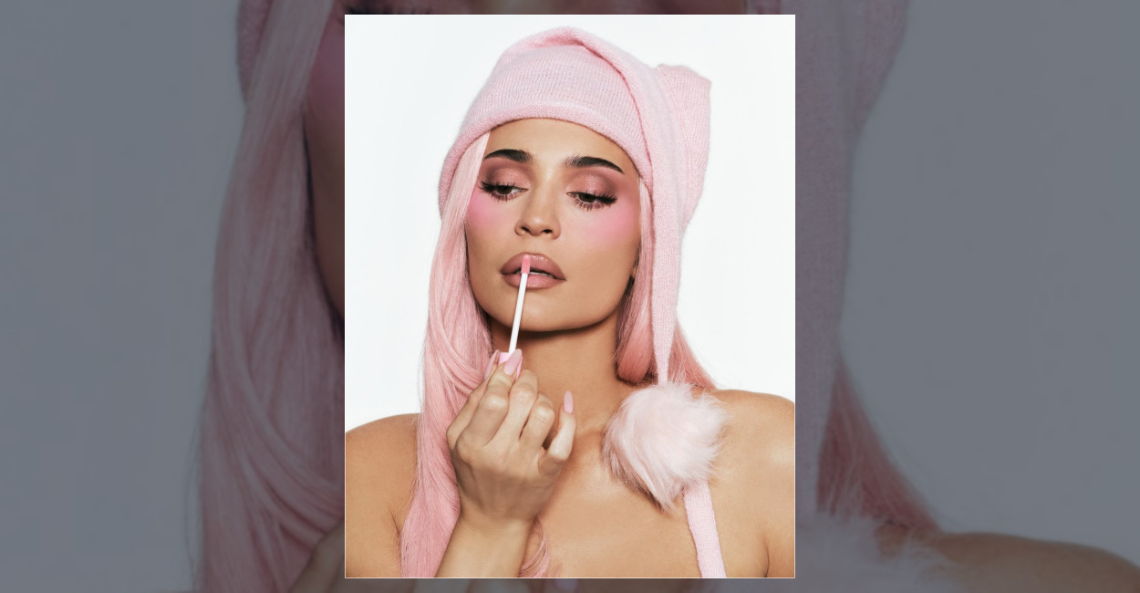 Kylie Jenner yeni koleksiyonu için kamera karşısına geçti