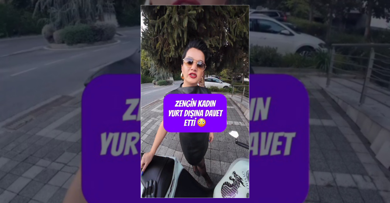 Motosiklet sürücüsüne yolda sürpriz teklif